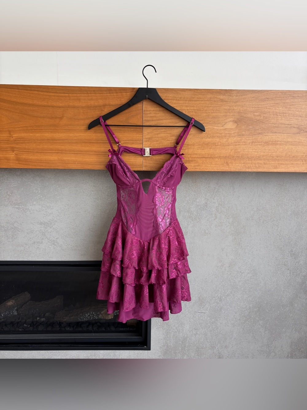 Outcast Purple Lace Ruffle Mini Dress, Size M - Picture 2 of 11